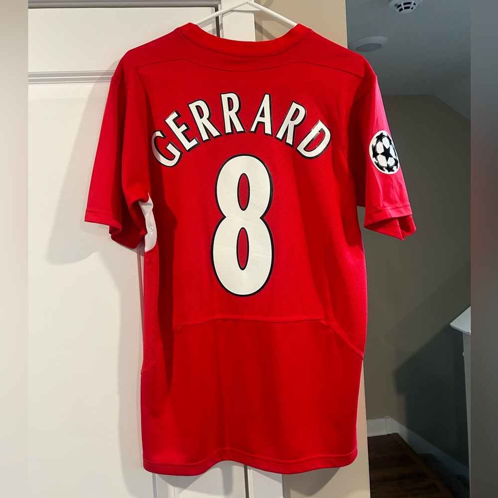 Men’s XL LFC - Liverpool football club kit from 2005 CL final. Steven Gerrard